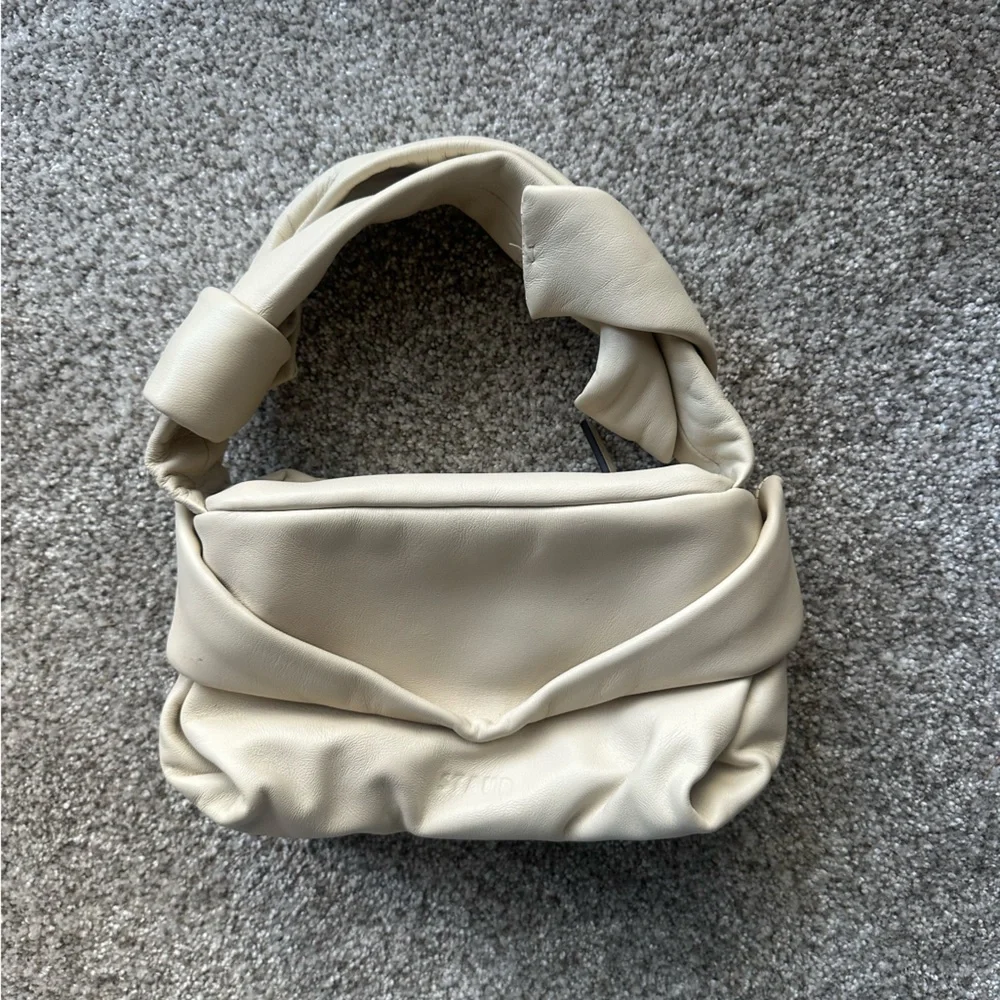 Staud Leather Kiss Bag - Picture 3 of 6